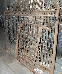 Teller's Cage